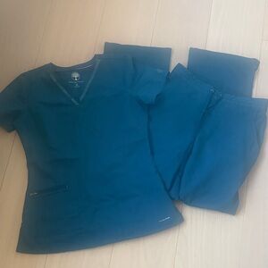 Caribbean Blue Healing Hands Scrub Set